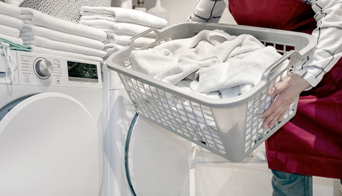 wash dry towel worker laundry washing machine hotel